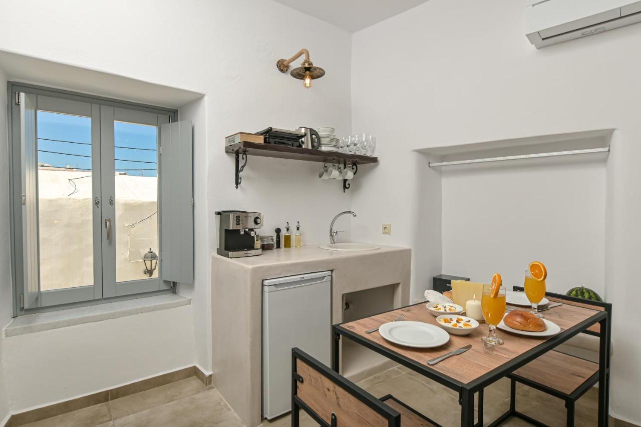 Venetian Suites II Naxos City ภายนอก รูปภาพ